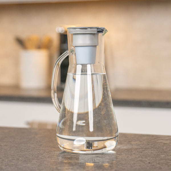  Hydros 64 oz Water Filter Pitcher & Infuser - Powered by Fast  Flo Tech - 60 Second Quick Fill-Up - 8 Cup Capacity Pitcher - BPA Free -  Blue: Home & Kitchen